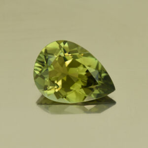 LimeTourmaline pear 14.9x10.8mm 5.74cts N tm406