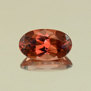 MalayaGarnet oval 10.3x6.2mm 2.35cts N ma341