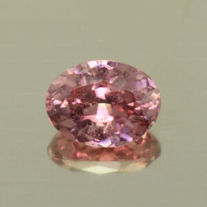 MalayaGarnet oval 6.9x5.2mm 1.23cts N ma133
