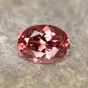 MalayaGarnet oval 8.0x5.9mm 1.53cts N ma230 crop