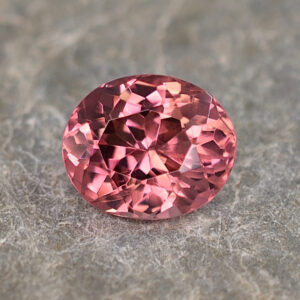 MalayaGarnet oval 9.1x7.6mm 2.87cts N ma206 crop SOLD