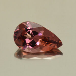 MalayaGarnet pear 10.7x6.5mm 2.10cts N ma239