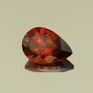 MalayaGarnet pear 10.7x7.4mm 2.74cts N ma345