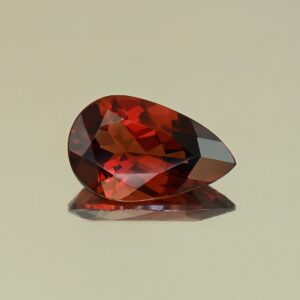 MalayaGarnet pear 14.1x9.0mm 4.50cts N ma346