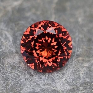 MalayaGarnet round 6.5mm 1.23cts ma222