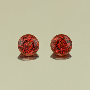 MalayaGarnet round pair 5.0mm 1.17cts N ma356