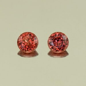 MalayaGarnet round pair 5.0mm 1.25cts N ma358