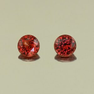 MalayaGarnet round pair 5.0mm 1.29cts N ma360
