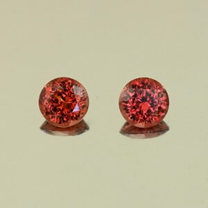MalayaGarnet round pair 5.5mm 1.57cts N ma361