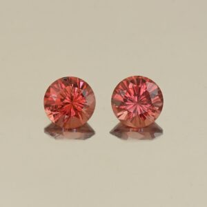 MalayaGarnet round pair 5.6mm 1.67cts N ma362