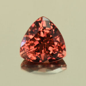 MalayaGarnet trill 8.0mm 2.21cts N ma236