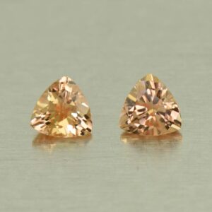 MalayaGarnet trill pair 4.5mm 0.81cts N ma128