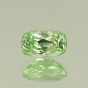 MintGrossular cush 7.4x4.6mm 1.09cts N mg533