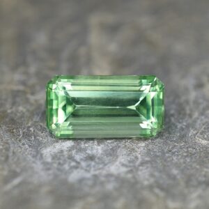 MintGrossular eme cut 12.3x6.5mm 4.51cts mg118