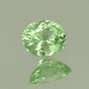 MintGrossular oval 5.7x4.9mm 0.64cts N mg427