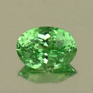MintGrossular oval 6.5x4.7x3.5mm 0.75cts N mg552