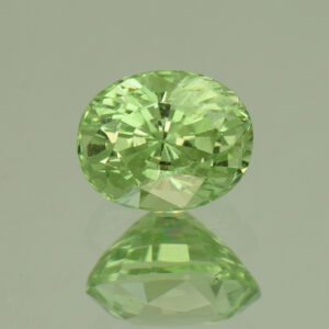 MintGrossular oval 7.2x5.7mm 1.52cts N mg450
