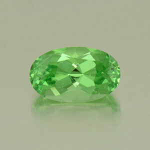 MintGrossular oval 7.5x4.6mm 0.87cts N mg432