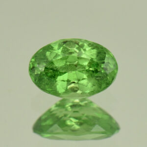 MintGrossular oval 7.5x5.0mm 1.08cts N mg444
