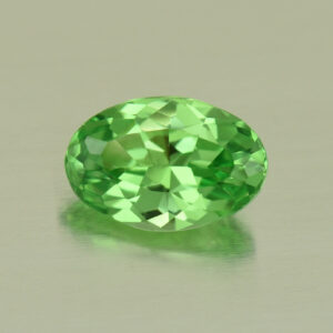 MintGrossular oval 7.6x5.1mm 0.97cts N mg436