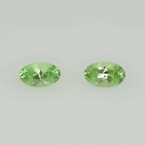 MintGrossular oval pair 5.0x3.0mm 0.52cts N mg499