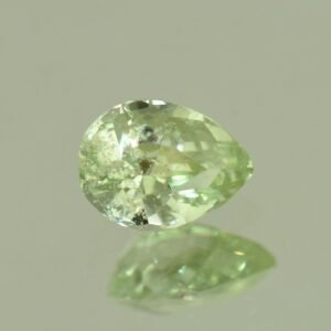MintGrossular pear 7.3x5.4mm 1.11cts N mg419