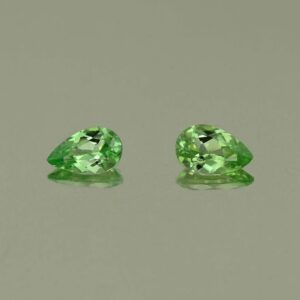 MintGrossular pear pair 5.5x3.5mm 0.62cts N mg350 SOLD