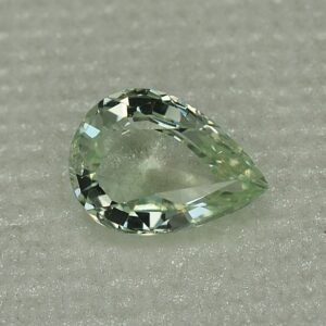 MintGrossular pearshape 8.7x6.3mm 1.47cts mg207