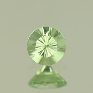 MintGrossular round 5.0mm 0.57cts N mg520