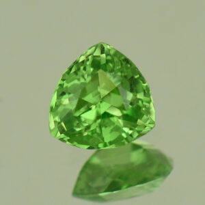 MintGrossular trill 5.7x5.9x6.0mm 0.84cts N mg375