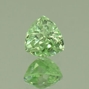 MintGrossular trill 6.3x6.0mm 1.24cts N mg381