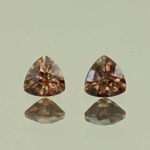 MochaZircon ch trill pair 5.0mm 1.21cts N zn3916
