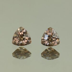 MochaZircon ch trill pair 5.0mm 1.30cts N zn3925