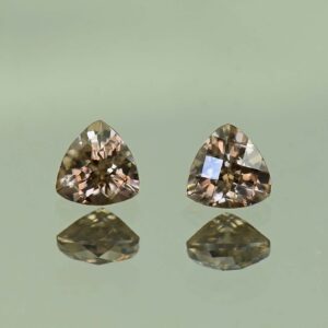 MochaZircon ch trill pair 5.0mm 1.32cts N zn3915