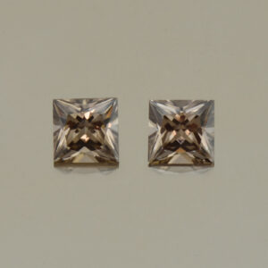 MochaZircon princess pair 3.9mm 0.92cts N zn4863