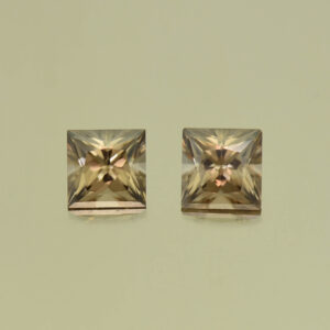 MochaZircon princess pair 5.0mm 1.86cts N zn5218