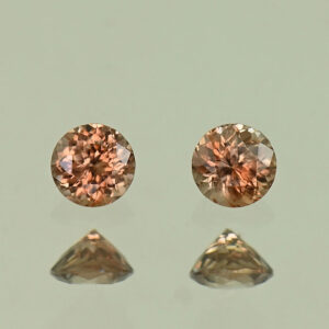 MochaZircon round pair 3.0mm 0.34cts N zn3870