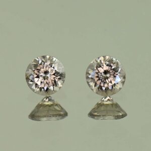 MochaZircon round pair 4.5mm 1.04cts N zn3856