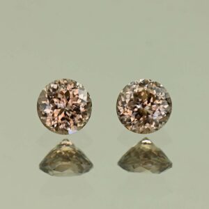 MochaZircon round pair 4.5mm 1.18cts N zn3881