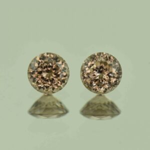 MochaZircon round pair 5.0mm 1.56cts N zn3850 scaled 1