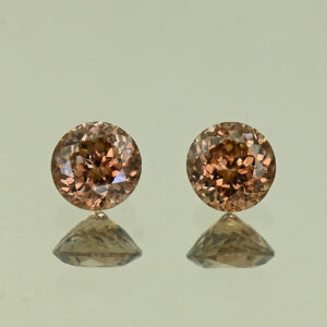 MochaZircon round pair 5.5mm 1.97cts N zn3899