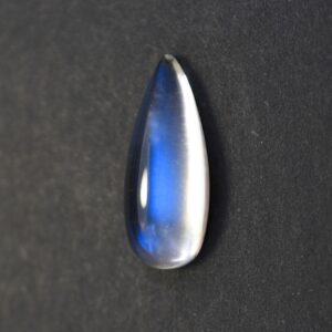 Moonstone pear cab 25.1x10.1x6.9mm 12.68cts a ms126