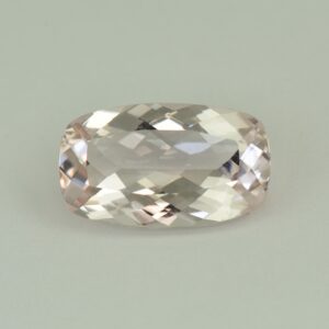 Morganite cush 14.9x8.9mm 4.73cts H me348