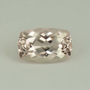 Morganite cush 16.8x10.9mm 8.92cts H me367
