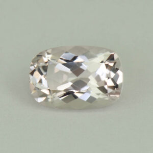 Morganite cush 8.0x5.4mm 0.99cts H me342