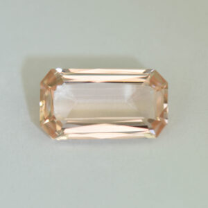 Morganite eme cut 12.7x7.0mm 2.94cts N me298