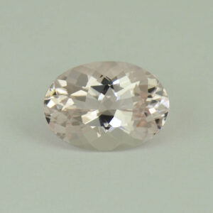Morganite oval 10.5x7.5mm 2.21cts H me337