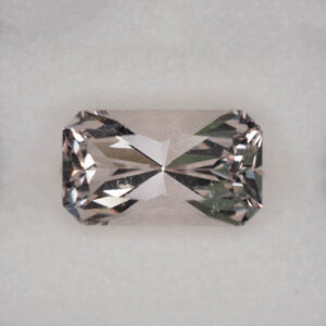 Morganite radiant 11.9x6.9mm 3.00cts H me259 crop