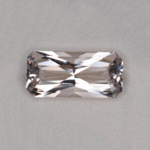 Morganite radiant 17.0x8.2mm 5.37cts H me263 crop