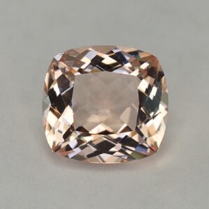 Morganite sq cush 11.6x10.9mm 5.22cts N me131